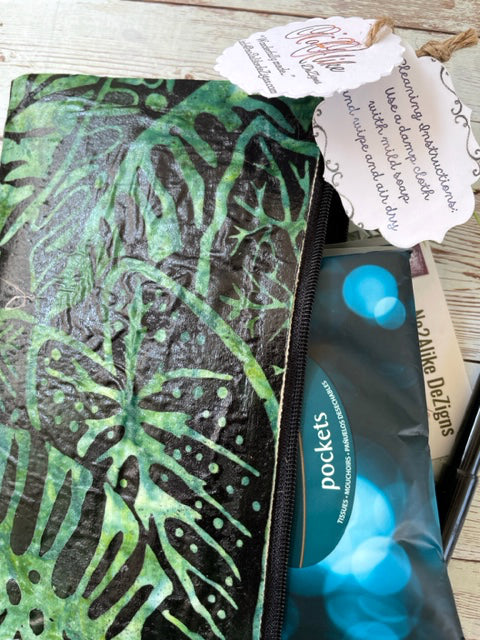 Green Leaves Pouch