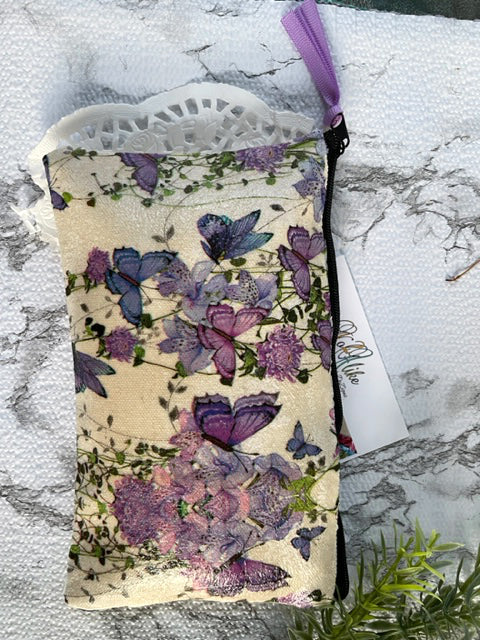 Lilacs Pouch