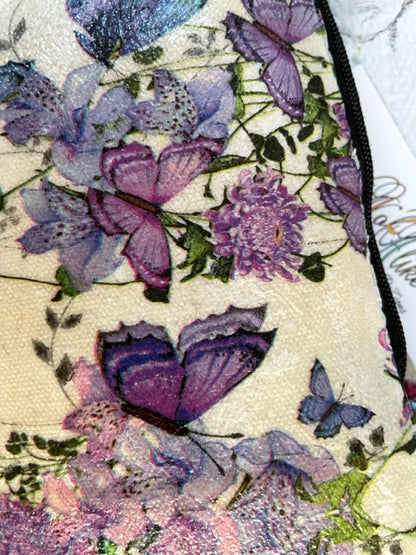 Lilacs Pouch