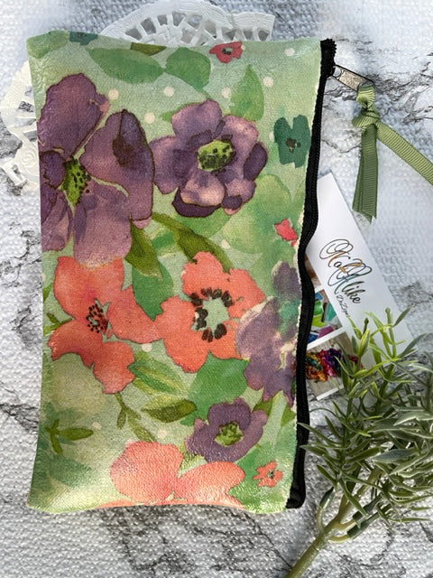 Green Leaves Pouch