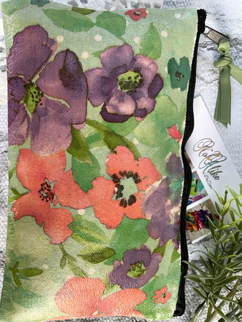 Green Leaves Pouch